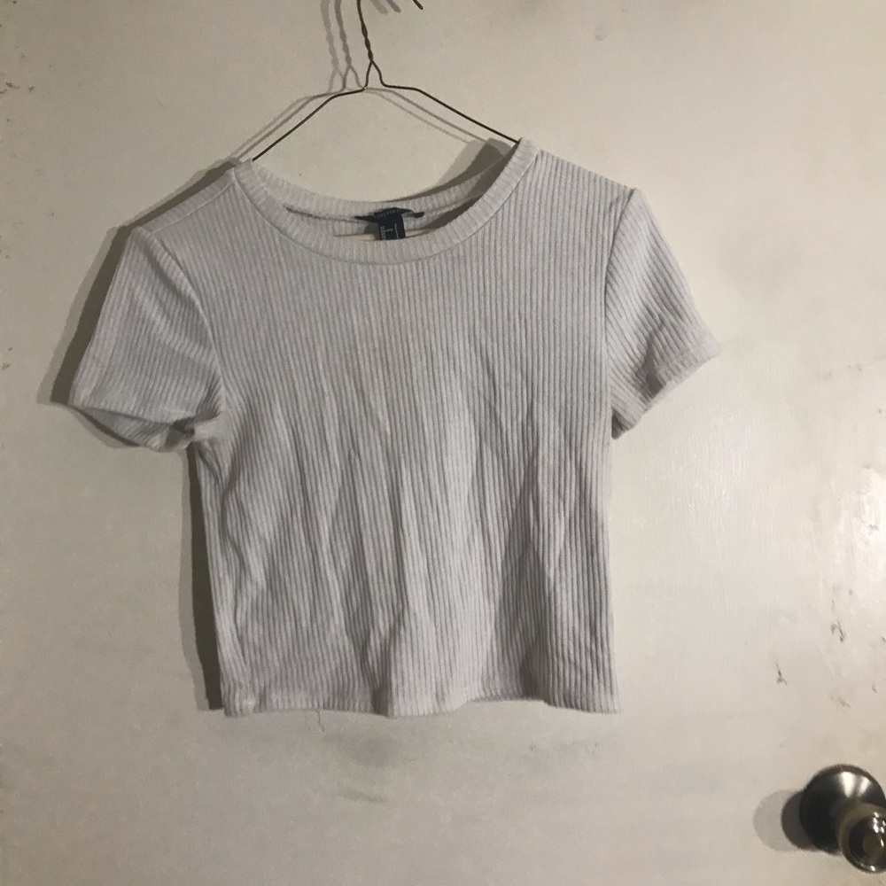White crop top tee